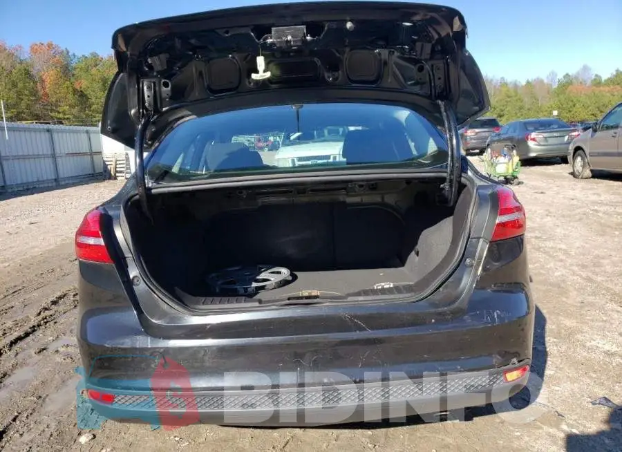 1FADP3E2XFL372516 Photo# 6