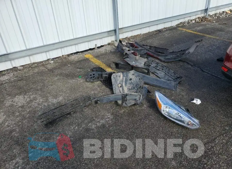 1FADP3F20FL367176 Photo# 12