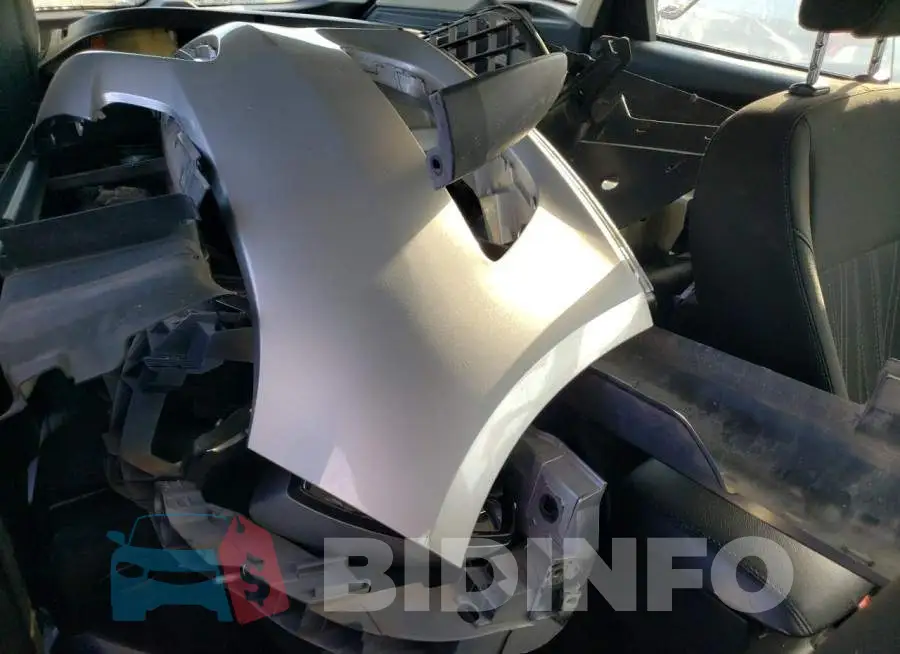 1FADP3K28FL277201 Photo# 12