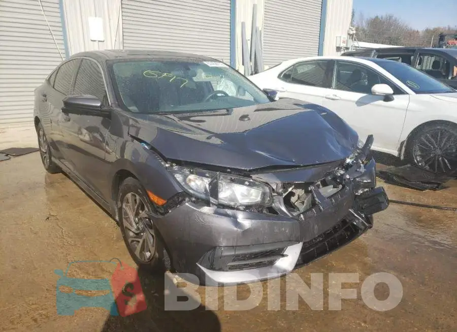19XFC2F77HE042458 Photo# 1