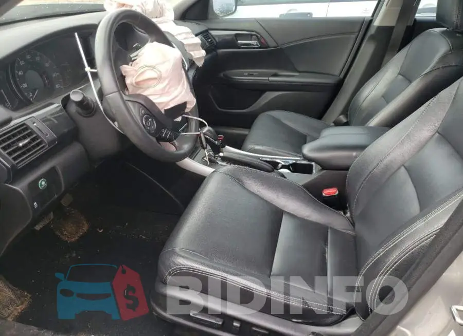 1HGCR2F50FA130737 Photo# 7