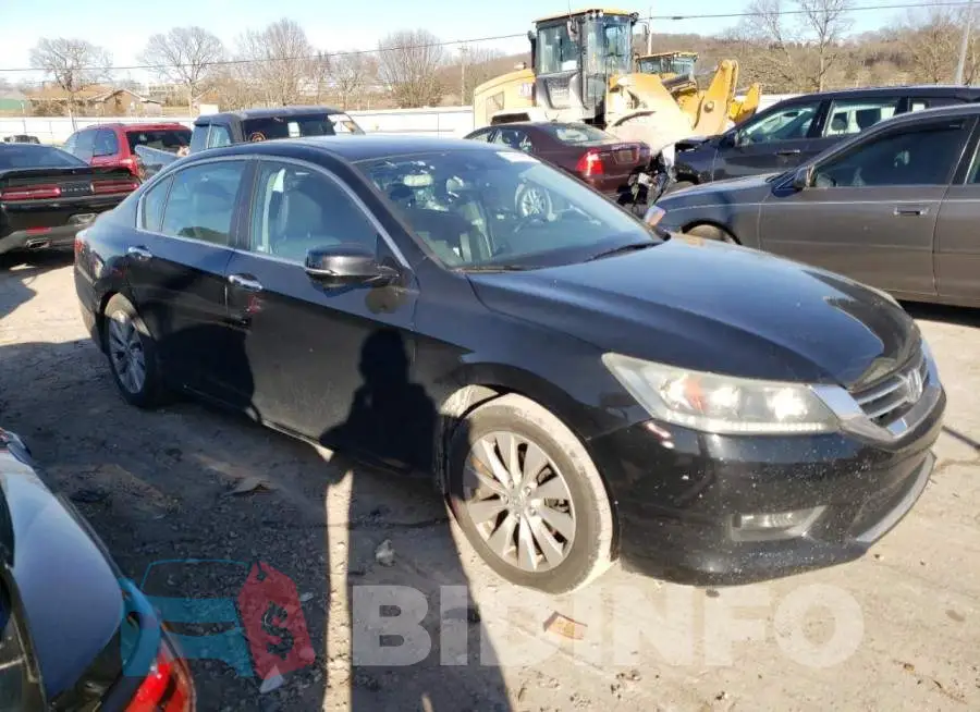 1HGCR2F83EA239346 Photo# 4