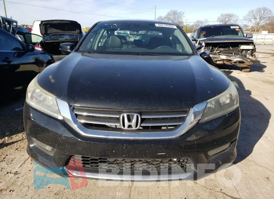 1HGCR2F83EA239346 Photo# 5