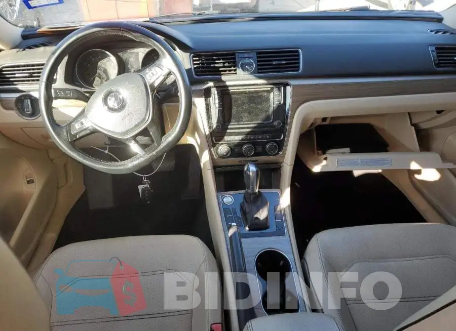 1VWBT7A33HC011311 Photo# 8