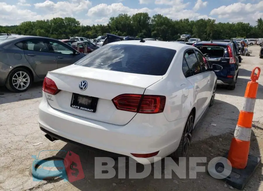 3VW4S7AJ1EM355398 Photo# 4