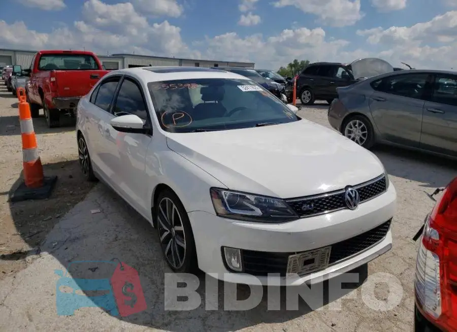 3VW4S7AJ1EM355398 Photo# 1