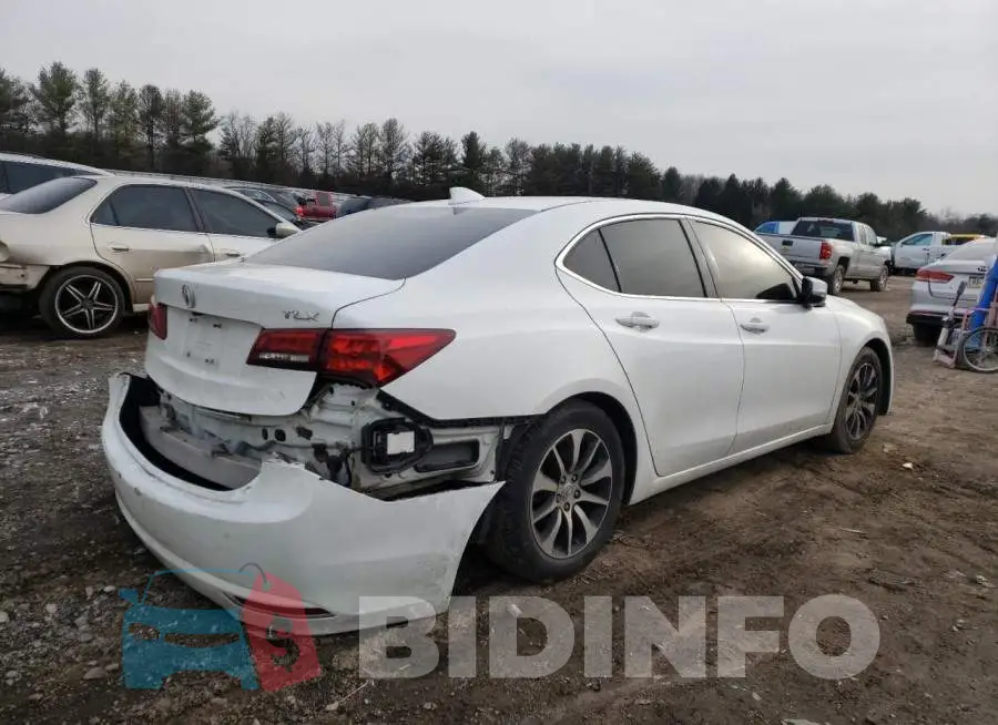 19UUB1F55HA009353 Photo# 3