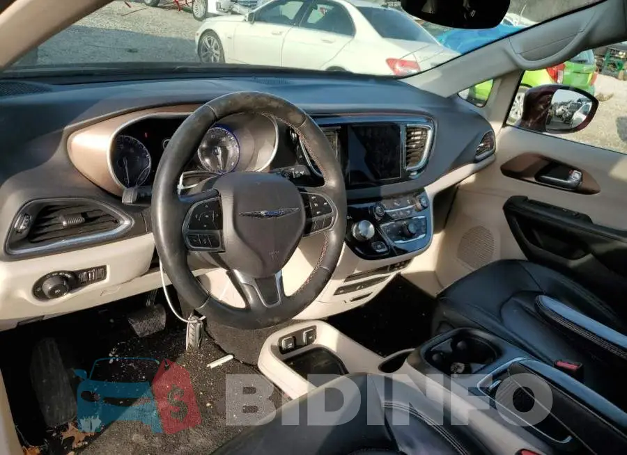 2C4RC1EG6JR310817 Photo# 8