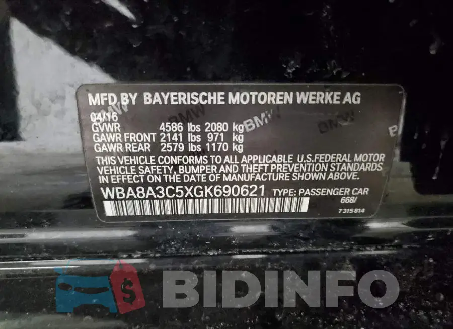 WBA8A3C5XGK690621 Photo# 12