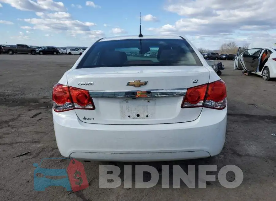 1G1PC5SB4E7340745 Photo# 6