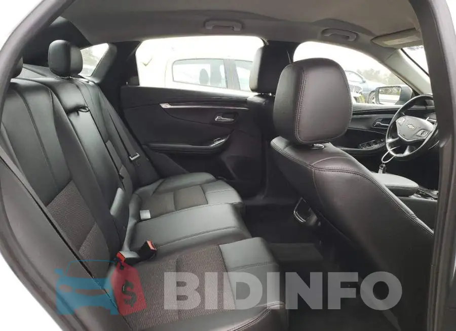 2G1105S38J9174732 Photo# 10