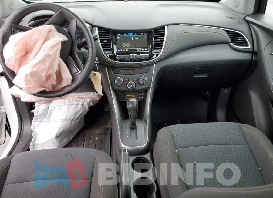 KL7CJNSB4JB620326 Photo# 8