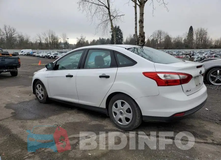1FADP3E28EL375932 Photo# 2