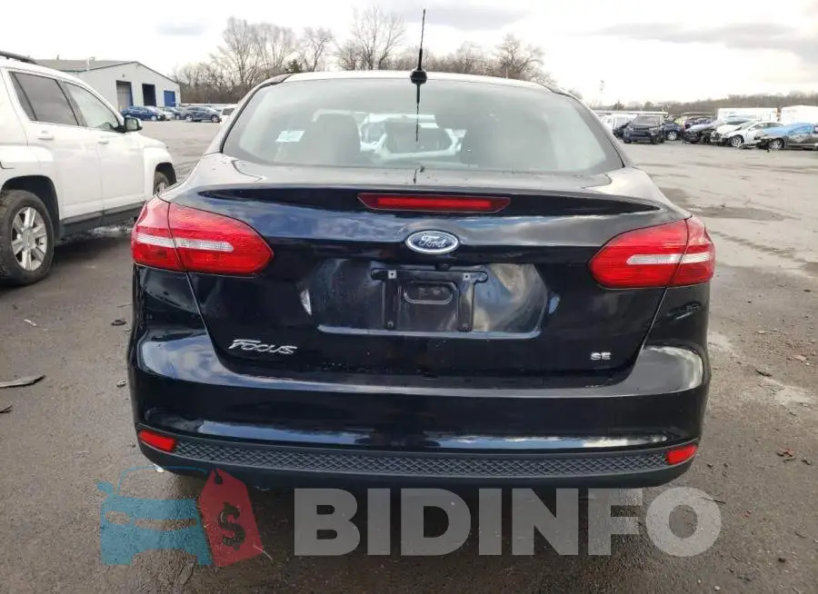 1FADP3F24GL323537 Photo# 6