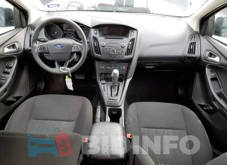 1FADP3F2XGL310047 Photo# 8