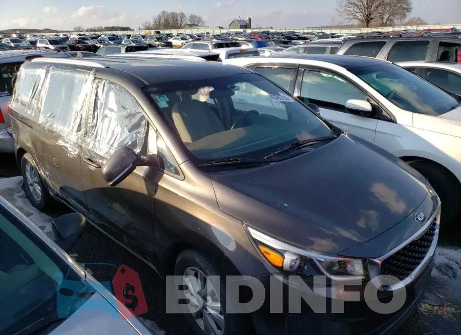 KNDMB5C19F6041665 Photo# 4