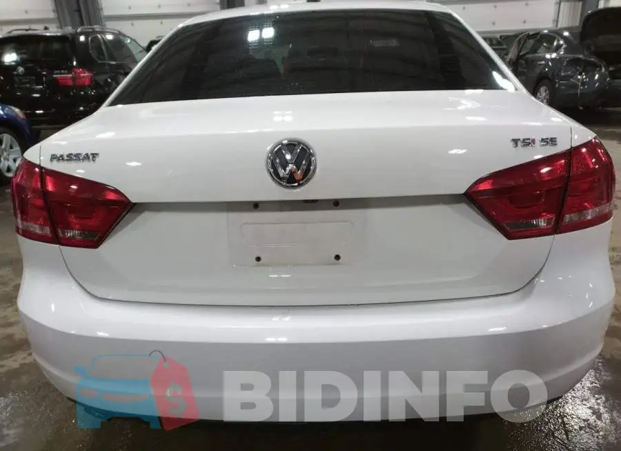 1VWBS7A30EC111297 Photo# 6
