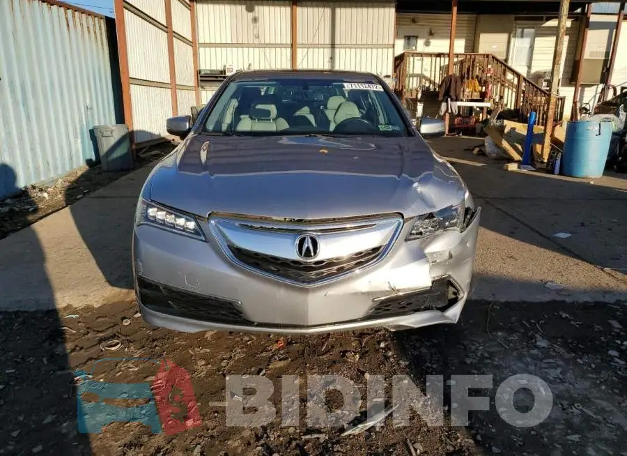 19UUB1F37FA006448 Photo# 5