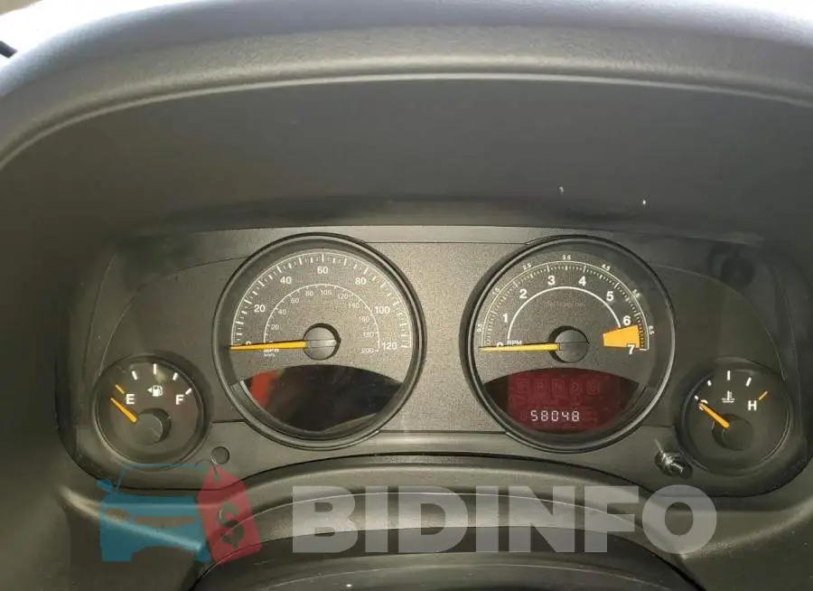 1C4NJPBB3HD103489 Photo# 9