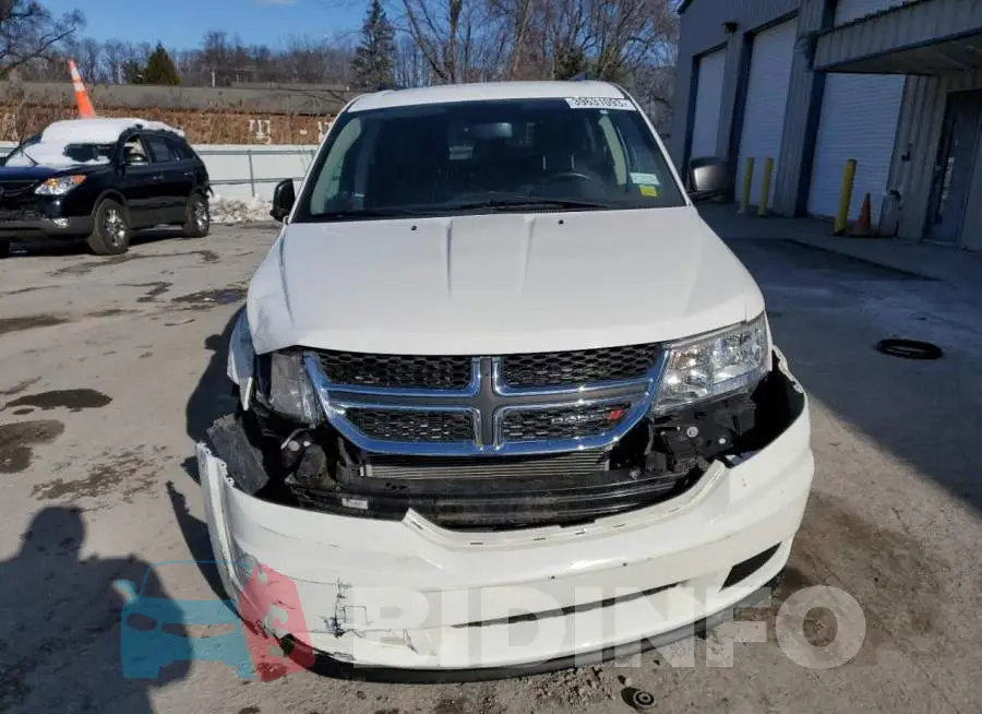 3C4PDCAB8HT638287 Photo# 5