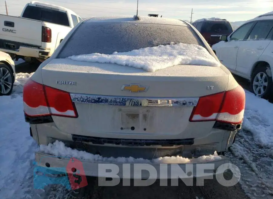 1G1PE5SB5G7121242 Photo# 6