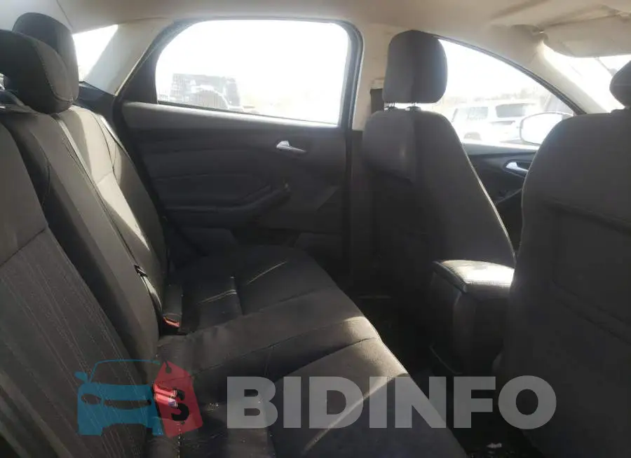 1FADP3F22FL208580 Photo# 10