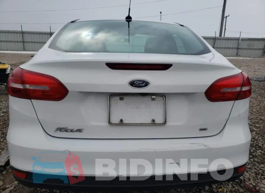 1FADP3F22FL256807 Photo# 6