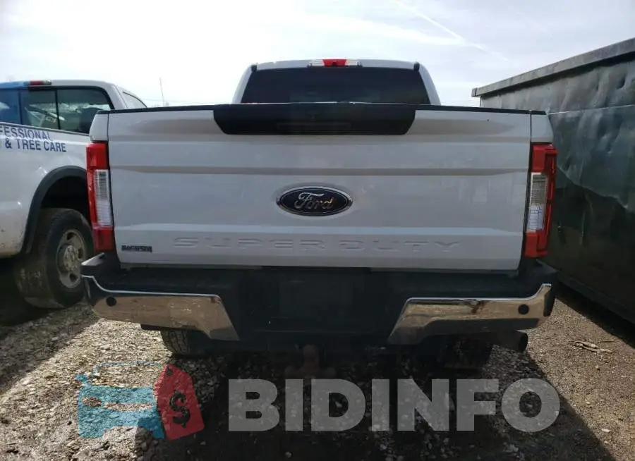 1FT7X2B63JEB09838 Photo# 6