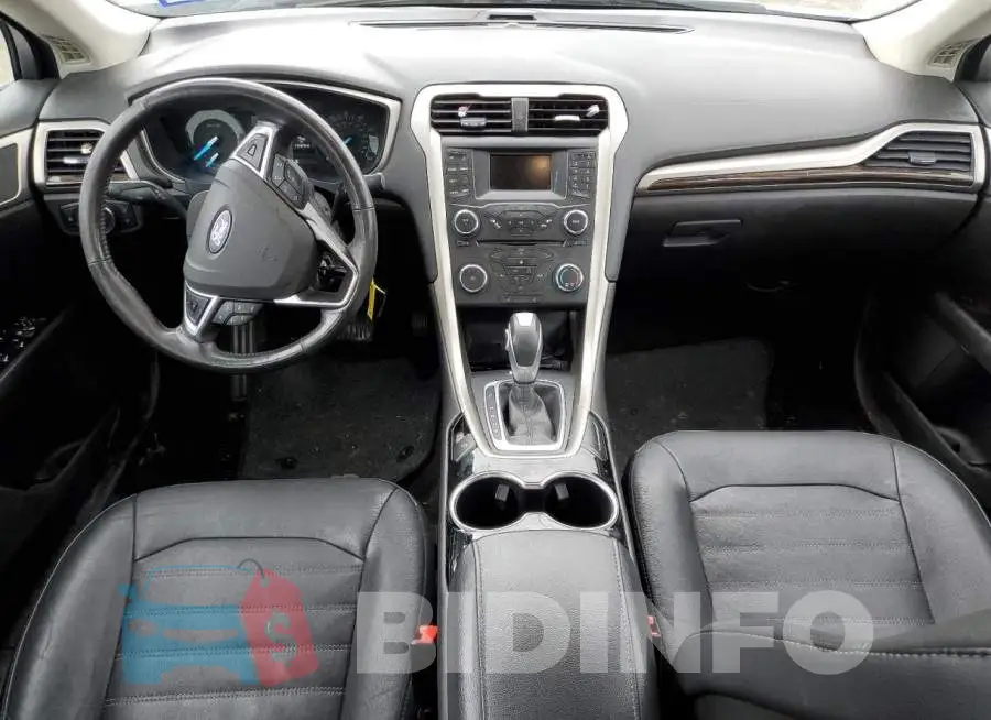 3FA6P0HD0GR331822 Photo# 8