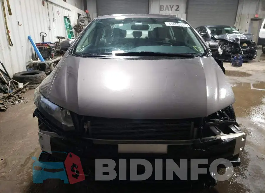 19XFB2F53EE027808 Photo# 5