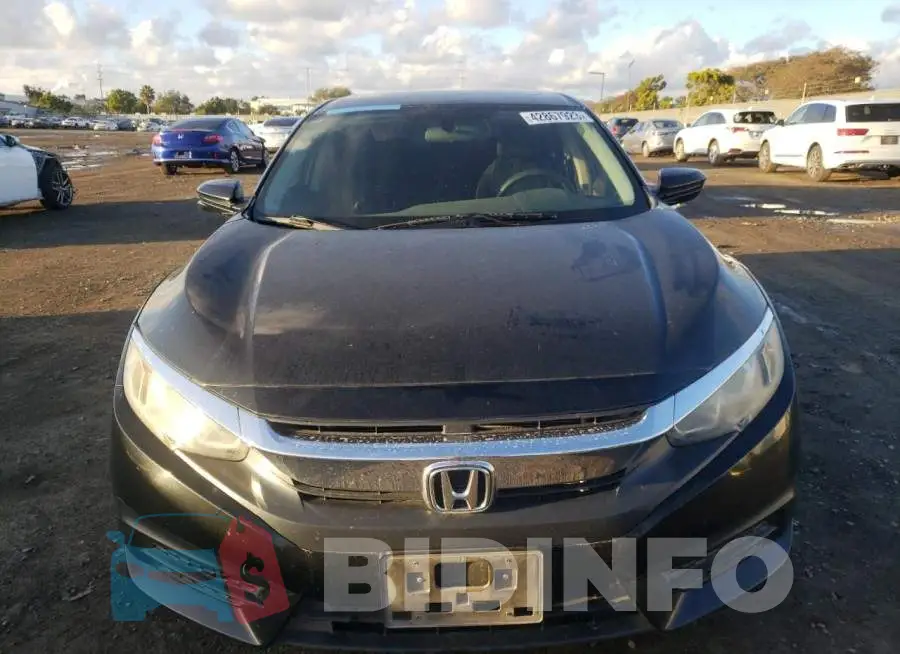 19XFC2F74GE218476 Photo# 5