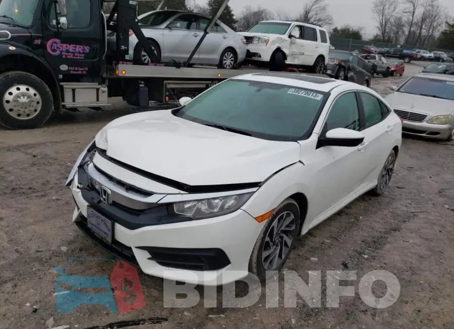 19XFC2F76HE027868 Photo# 1