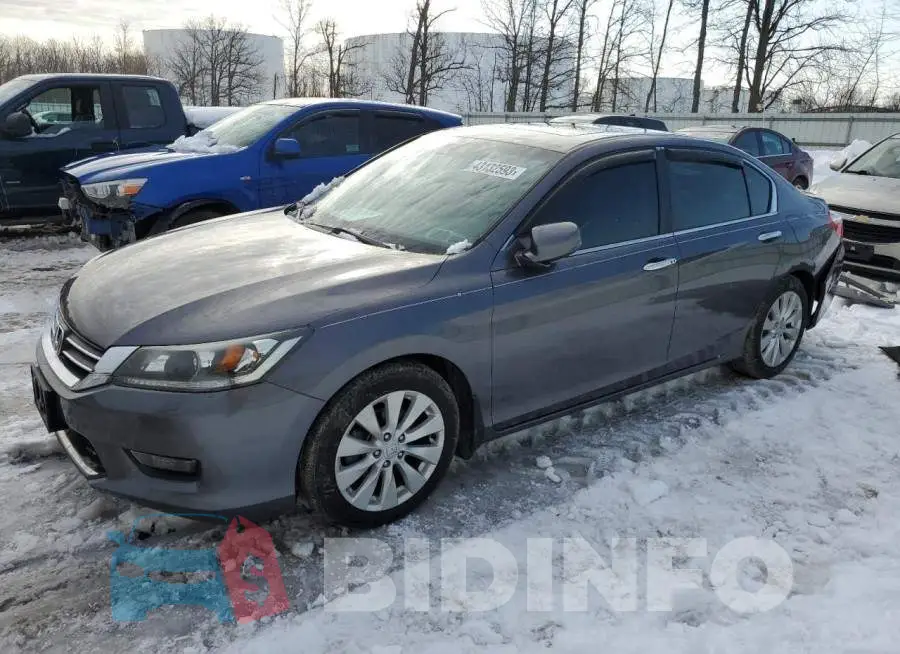 1HGCR2F82EA224143 Photo# 1