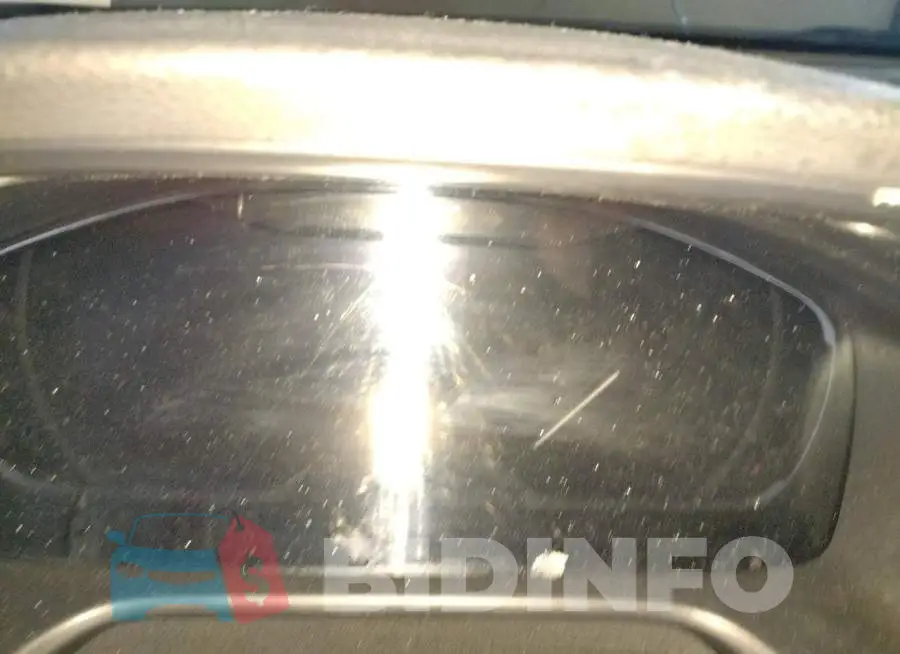 1HGCV3F18KA009348 Photo# 9