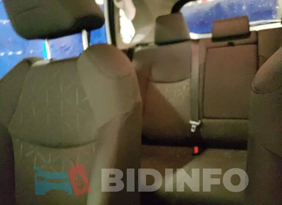 2T3P1RFV8MC234988 Photo# 10