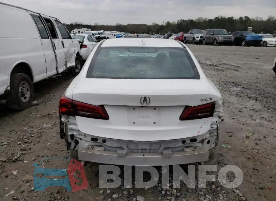 19UUB2F58GA004989 Photo# 6