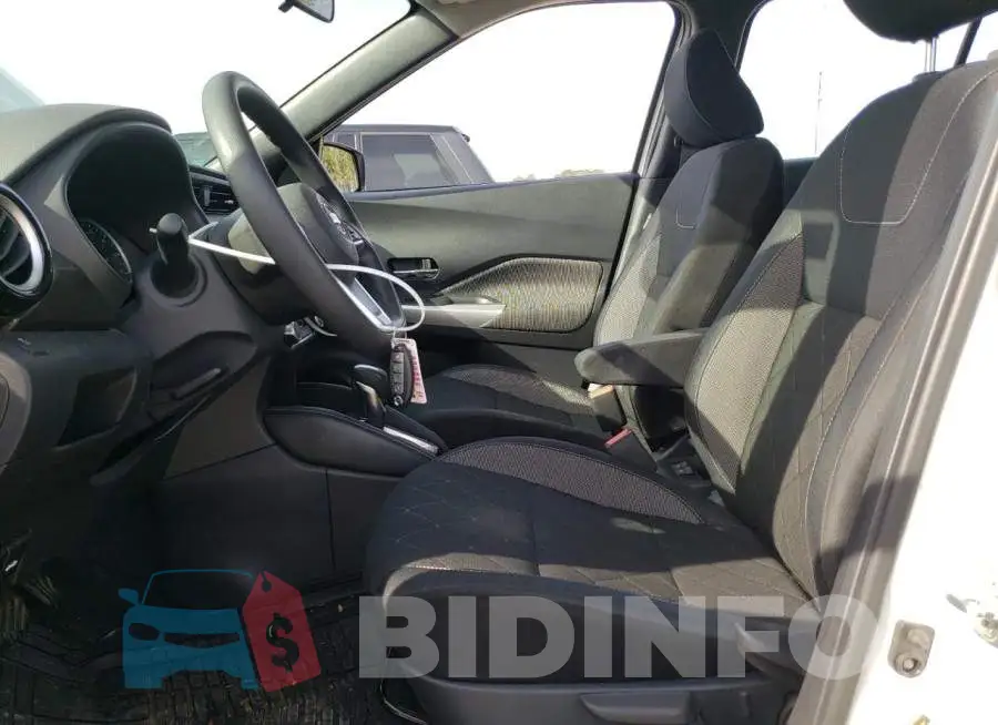 3N1CP5CU4JL535229 Photo# 7