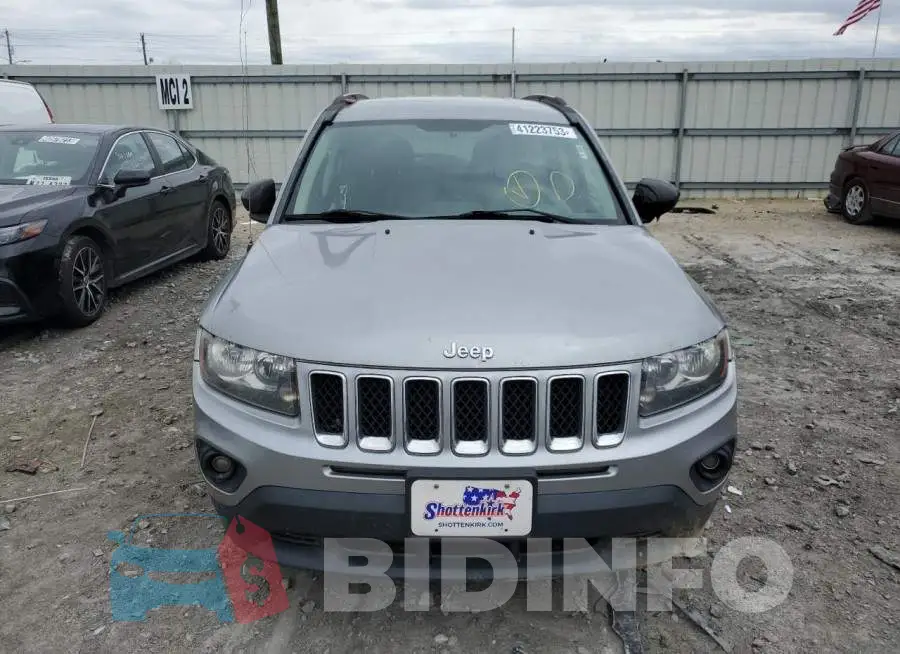 1C4NJCBA3ED925043 Photo# 5