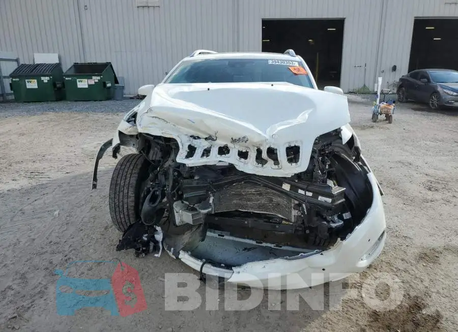 1C4PJMJN2KD190117 Photo# 5