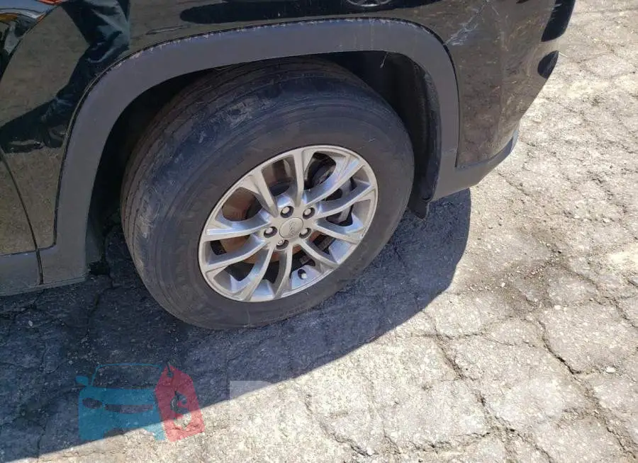 1C4PJMLB8KD472829 Photo# 9