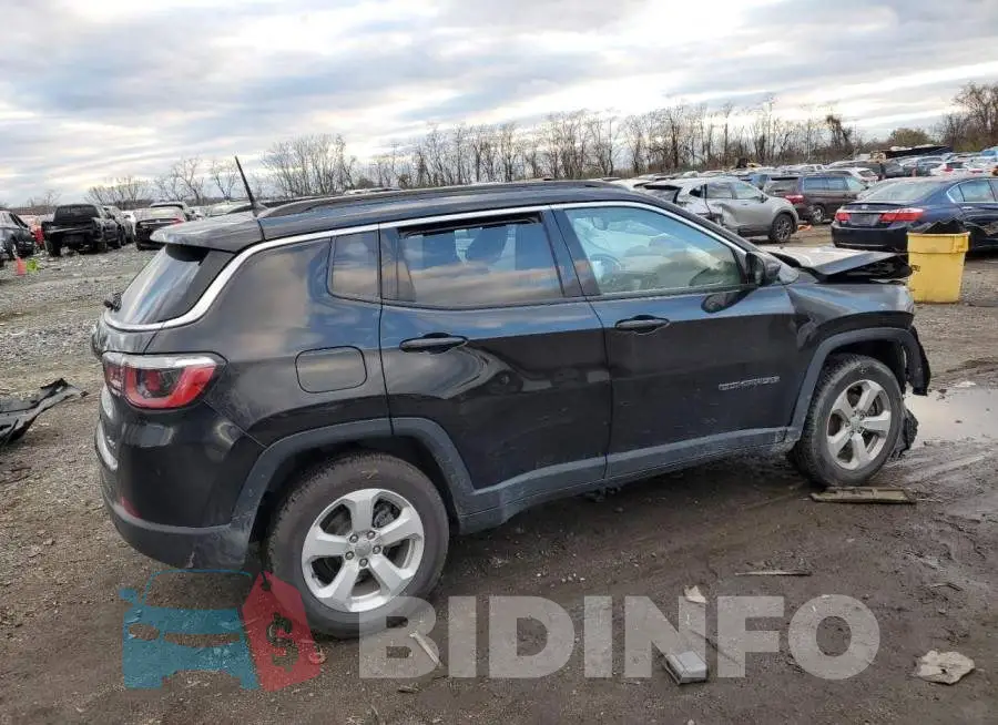 3C4NJDBB8HT616780 Photo# 3