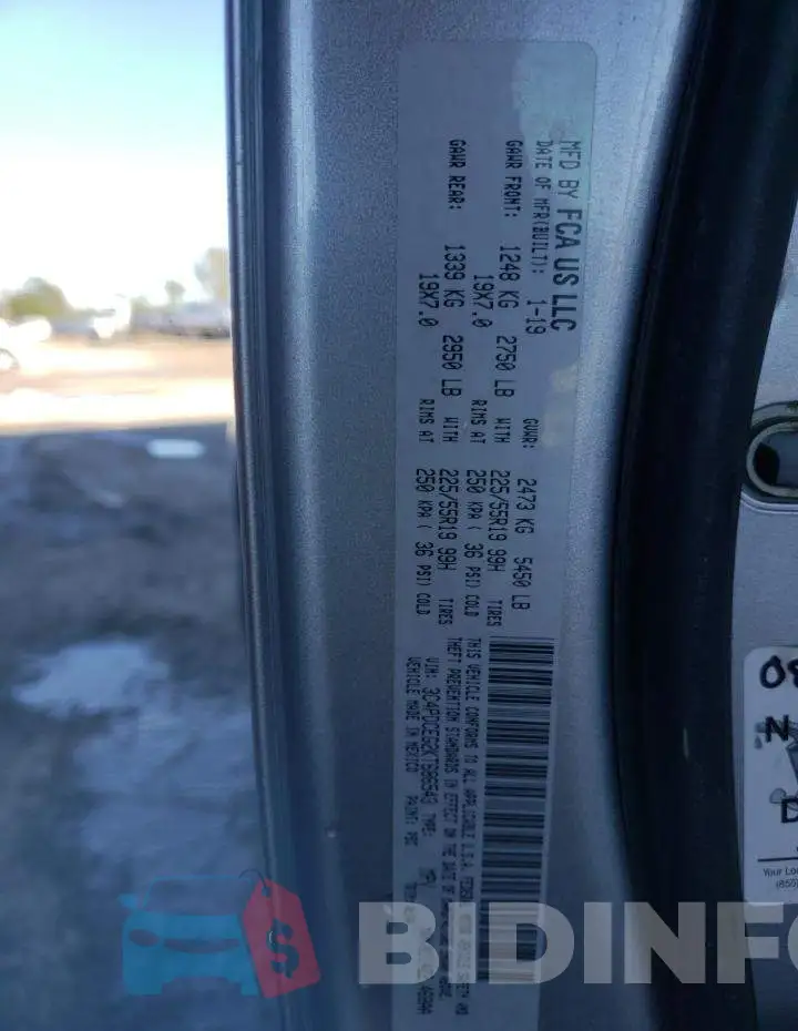 3C4PDCEG2KT686543 Photo# 13
