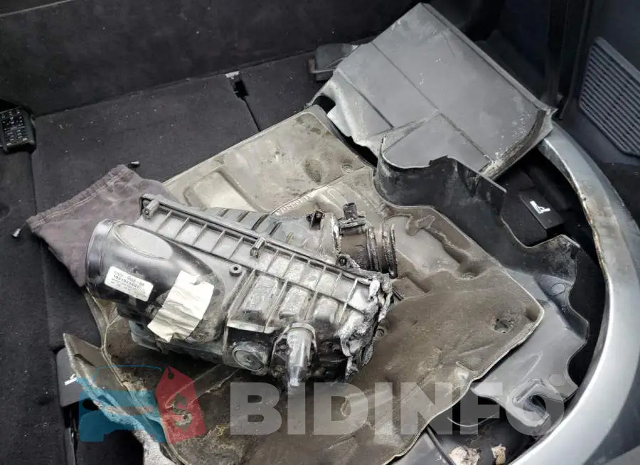 SALAG2V6XGA837151 Photo# 12