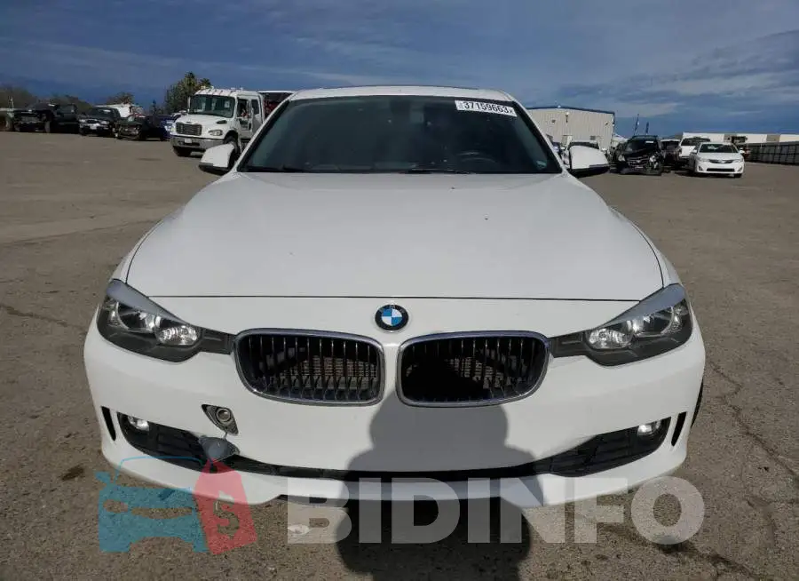 WBA3A5G53FNS91109 Photo# 5