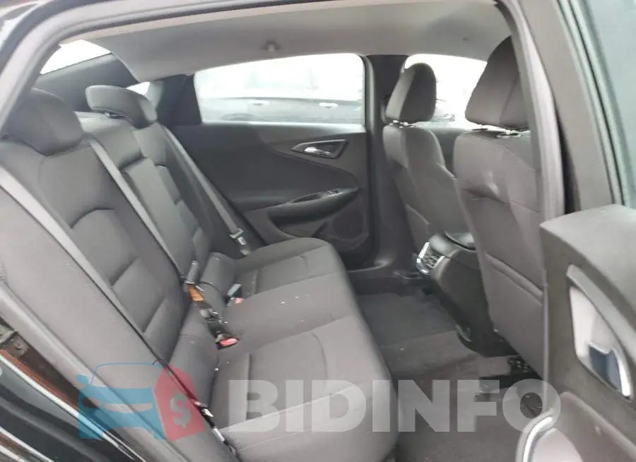 1G1ZD5ST0NF135184 Photo# 10