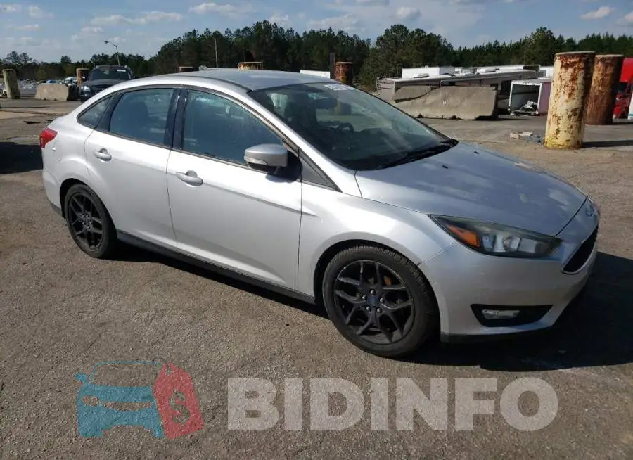 1FADP3F20GL321171 Photo# 4