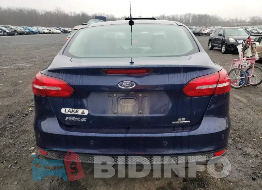 1FADP3F23GL374172 Photo# 6