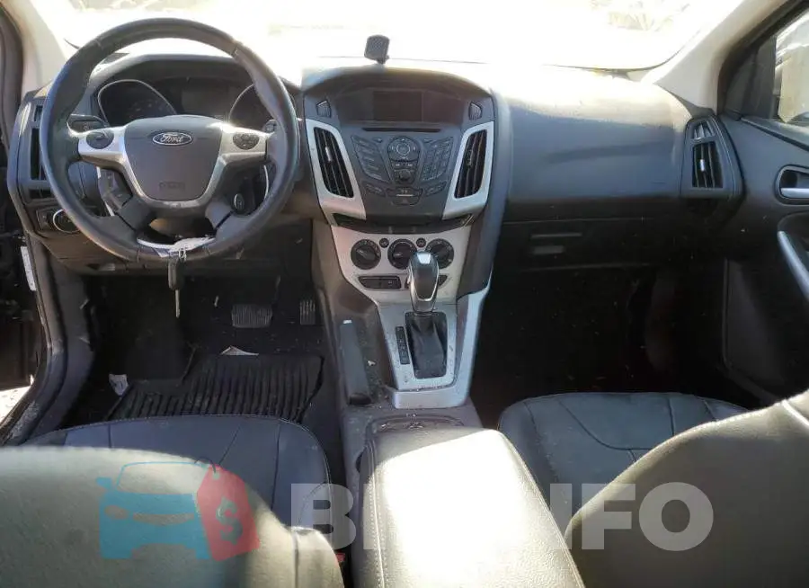 1FADP3F24EL222382 Photo# 8