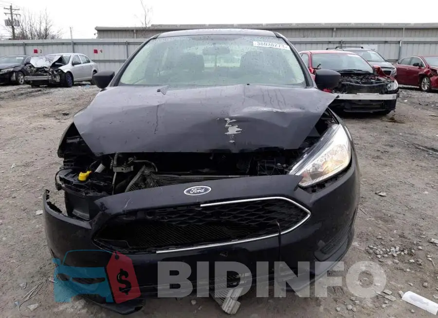 1FADP3F29JL301752 Photo# 5