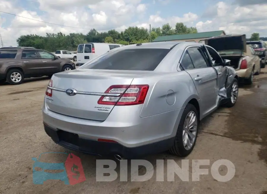 1FAHP2F82FG171393 Photo# 4